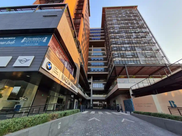 edificio con locales